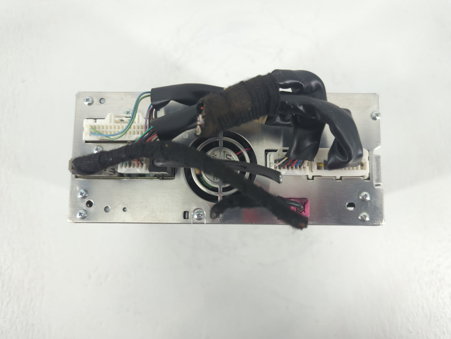 2016-2018 Infiniti Q50 Am Fm Cd Player Radio Receiver - Oemusedautoparts1.com