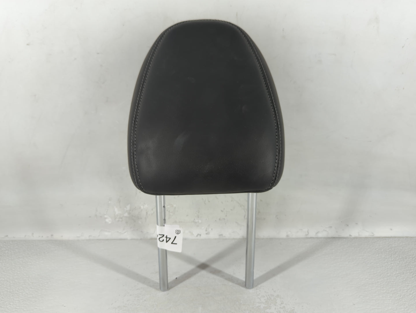 2017-2018 Infiniti Q50 Headrest Head Rest Front Driver Passenger Seat Fits Fits 2017 2018 OEM Used Auto Parts - Oemusedautop