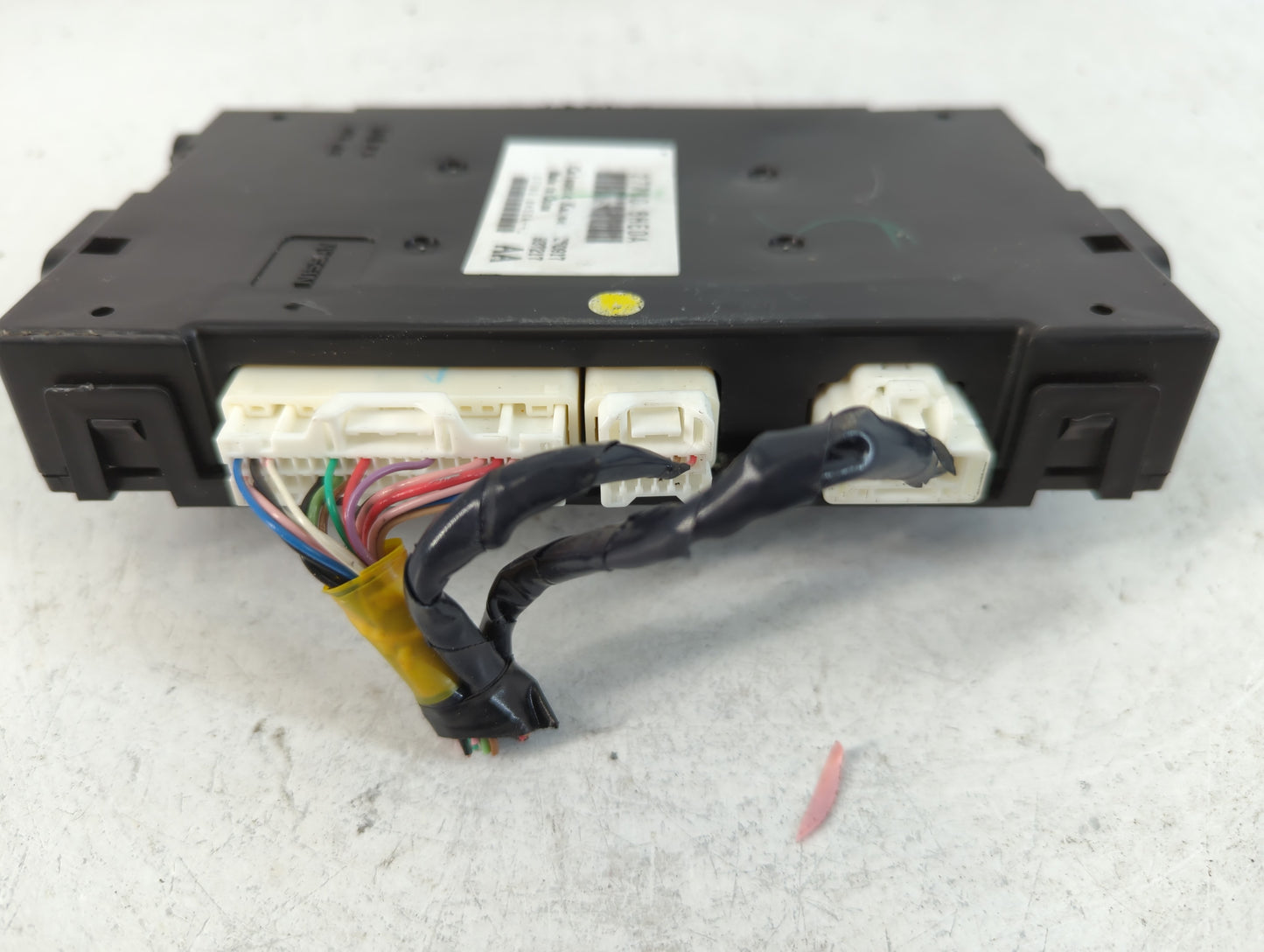 2018-2018 Infiniti Q50 Chassis Control Module Ccm Bcm Body Control - Oemusedautoparts1.com