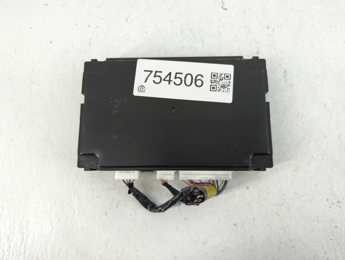 2018-2018 Infiniti Q50 Chassis Control Module Ccm Bcm Body Control - Oemusedautoparts1.com