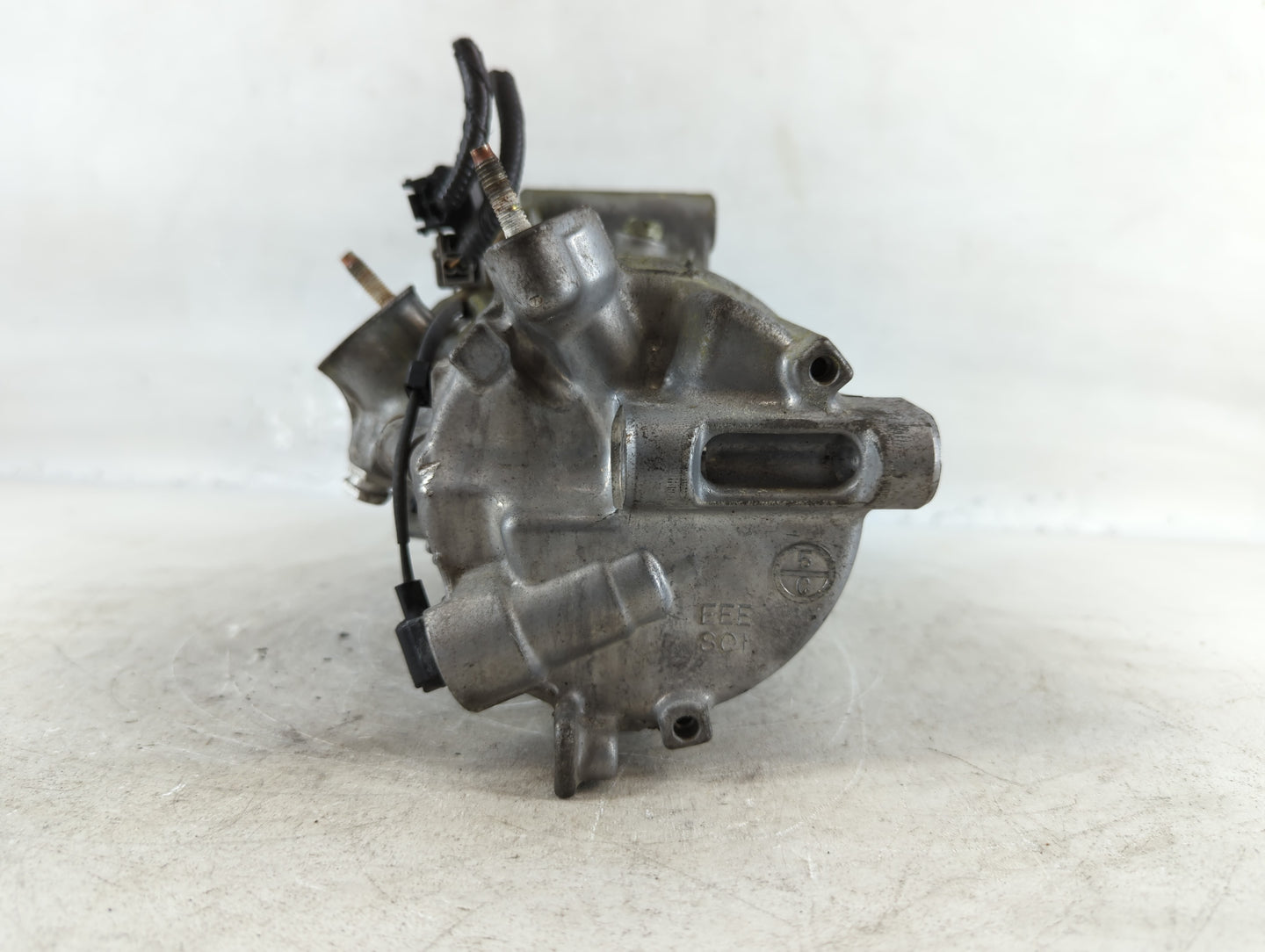 2016-2020 Infiniti Q50 Air Conditioning A/c Ac Compressor Oem - Oemusedautoparts1.com