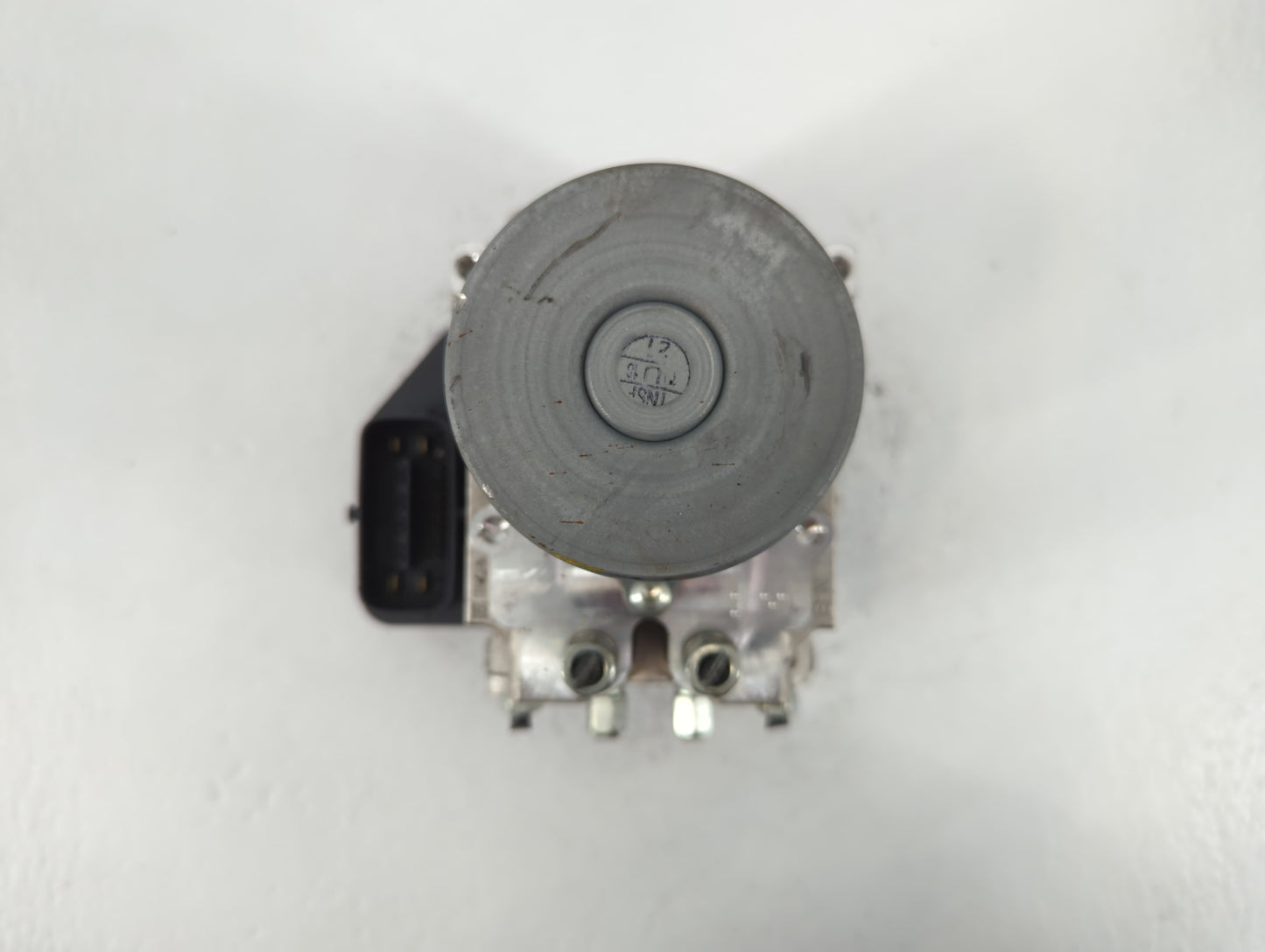 2016-2018 Infiniti Q50 ABS Pump Control Module Replacement P/N:47660 4GF0A Fits Fits 2016 2017 2018 OEM Used Auto Parts - Oe