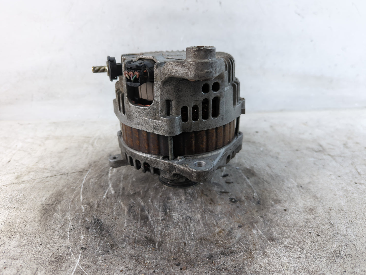 2016-2020 Infiniti Q50 Alternator Replacement Generator Charging Assembly Engine OEM P/N:23100 4HK6A Fits OEM Used Auto Part