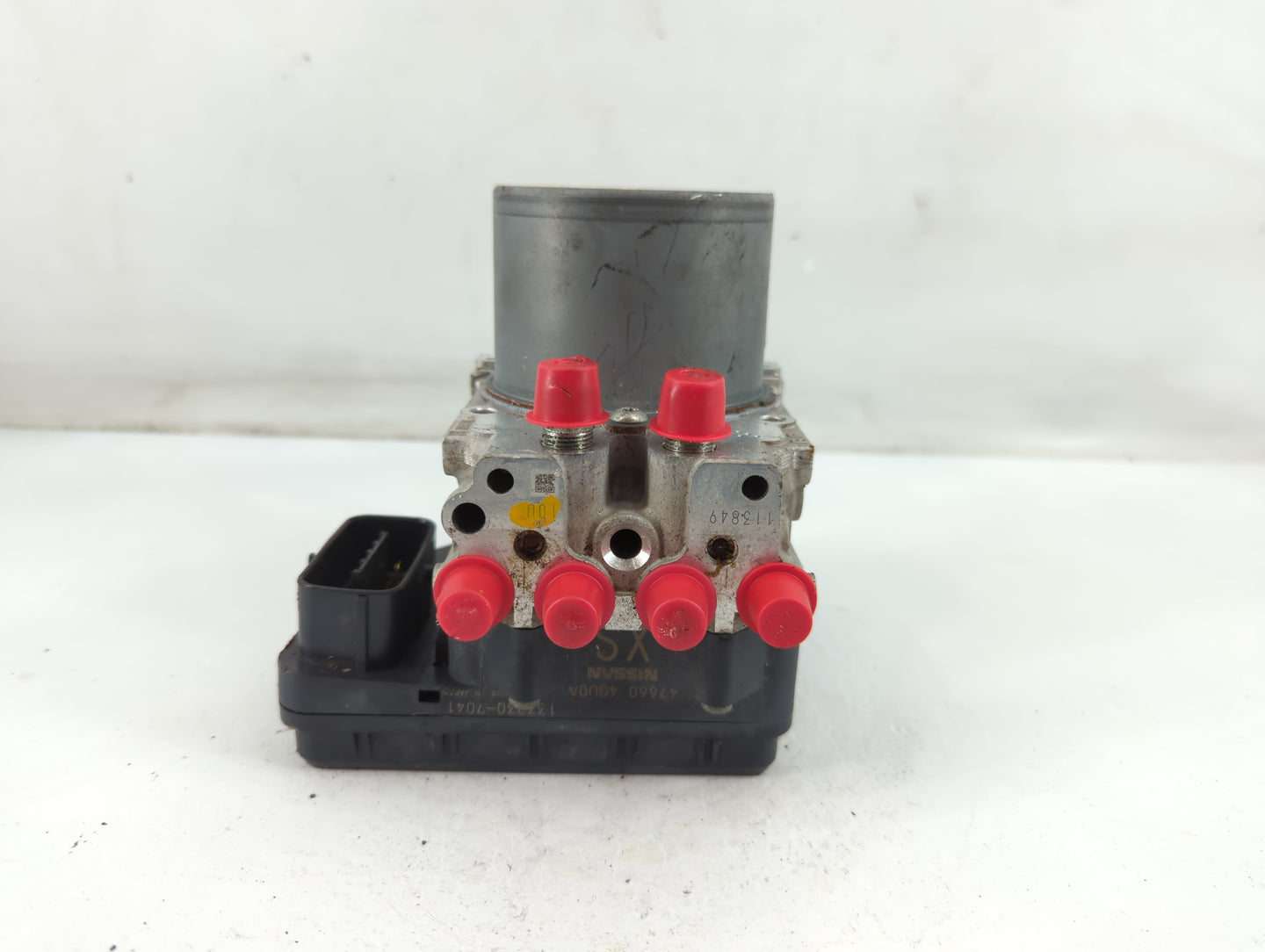 2018 Infiniti Q50 ABS Pump Control Module Replacement P/N:133230-7041 47660 4GU0A Fits OEM Used Auto Parts - Oemusedautopart