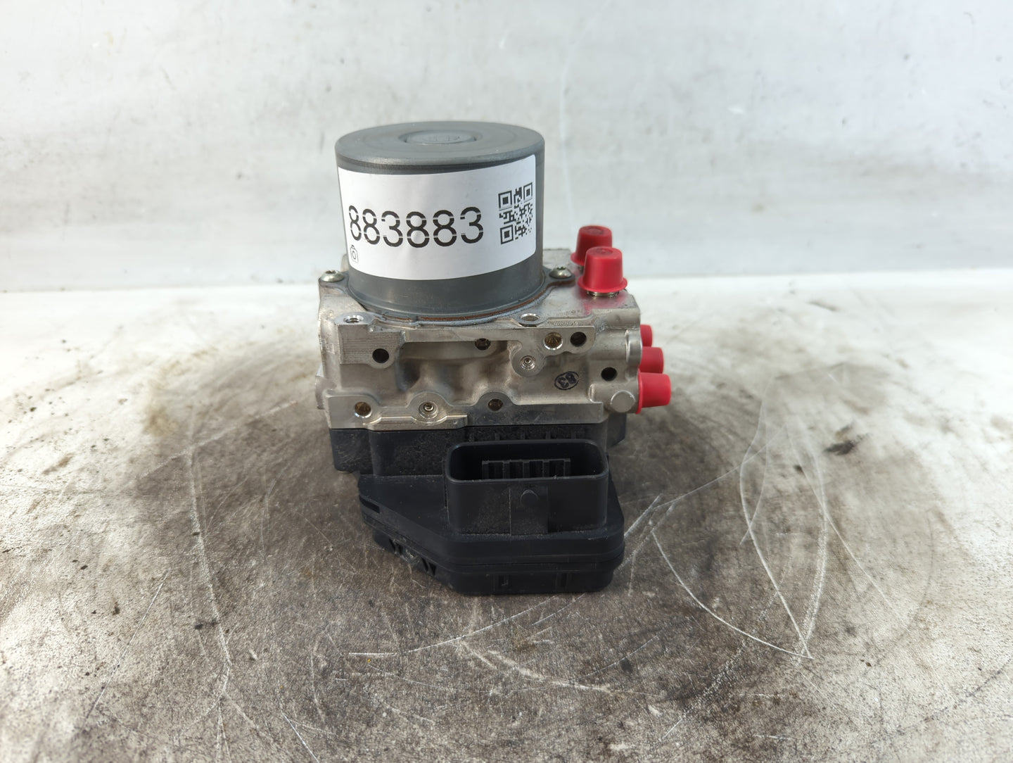 2018 Infiniti Q50 ABS Pump Control Module Replacement P/N:133230-7042 47660 4GU0A Fits OEM Used Auto Parts - Oemusedautopart