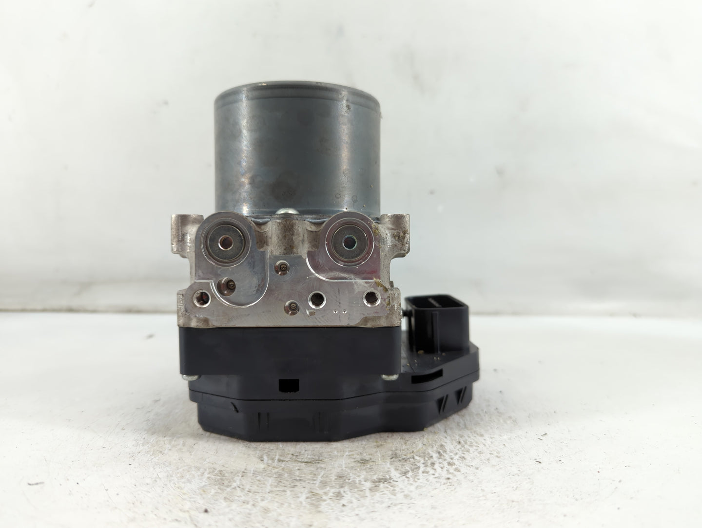 2018-2019 Infiniti Q50 ABS Pump Control Module Replacement P/N:133230-7042 47660 4GU0A Fits Fits 2018 2019 OEM Used Auto Par