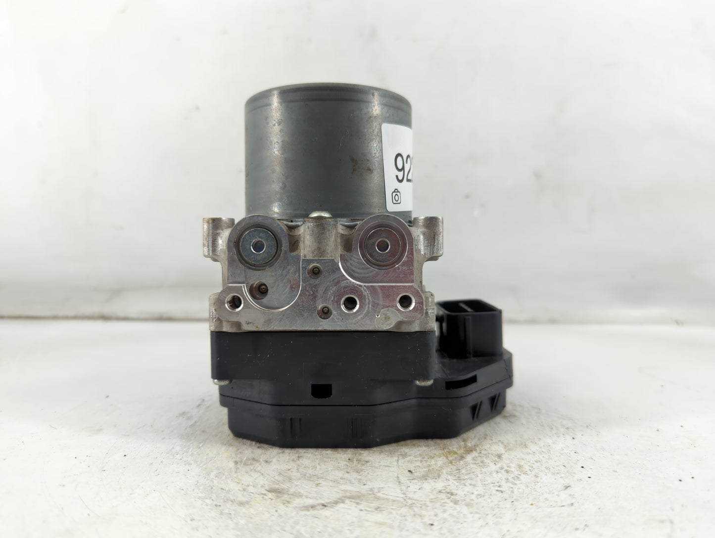 2018 Infiniti Q50 ABS Pump Control Module Replacement P/N:133230-7042 47660 4GU0A Fits OEM Used Auto Parts - Oemusedautopart