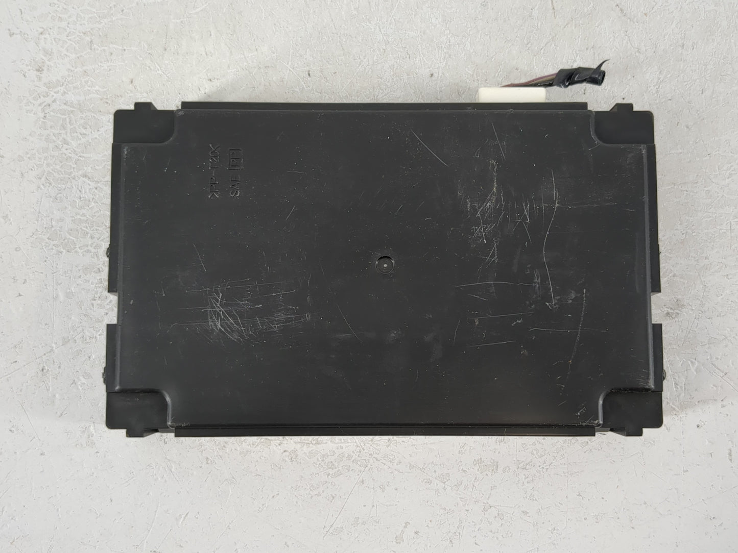 2017-2018 Infiniti Q60 Communication Control Module 27760 6he0a - Oemusedautoparts1.com