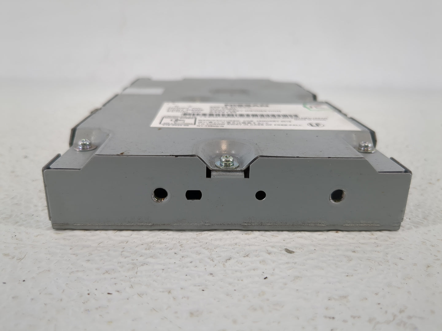 2017-2018 Infiniti Q60 Body Control Module Bcm Inner Cabin Fuse Box - Oemusedautoparts1.com