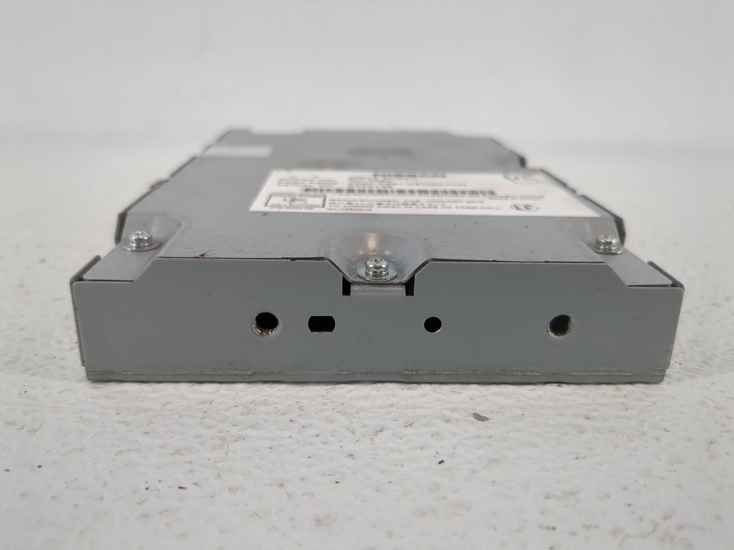 2017-2018 Infiniti Q60 Body Control Module Bcm Inner Cabin Fuse Box - Oemusedautoparts1.com