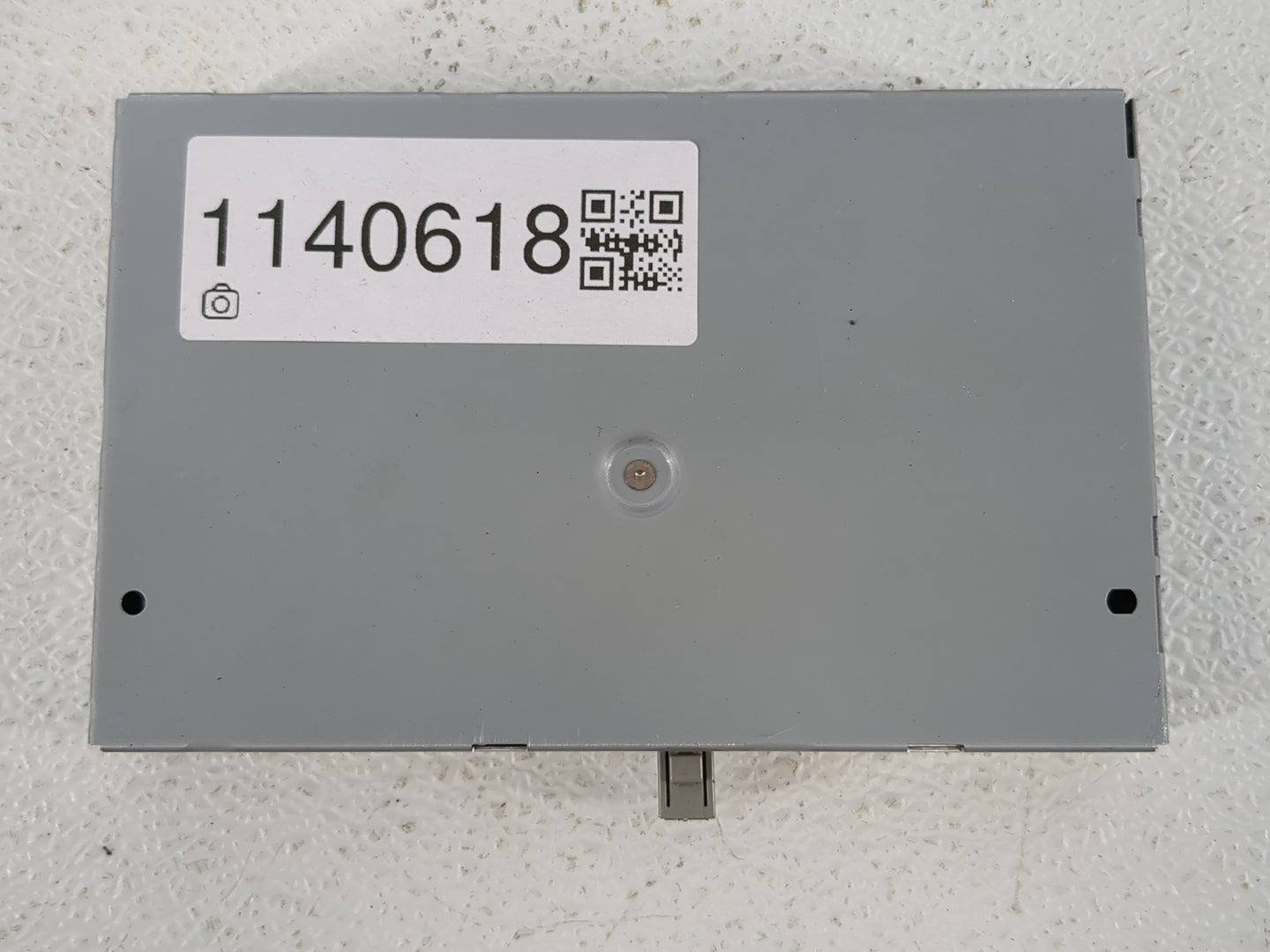 2017-2018 Infiniti Q60 Body Control Module Bcm Inner Cabin Fuse Box - Oemusedautoparts1.com