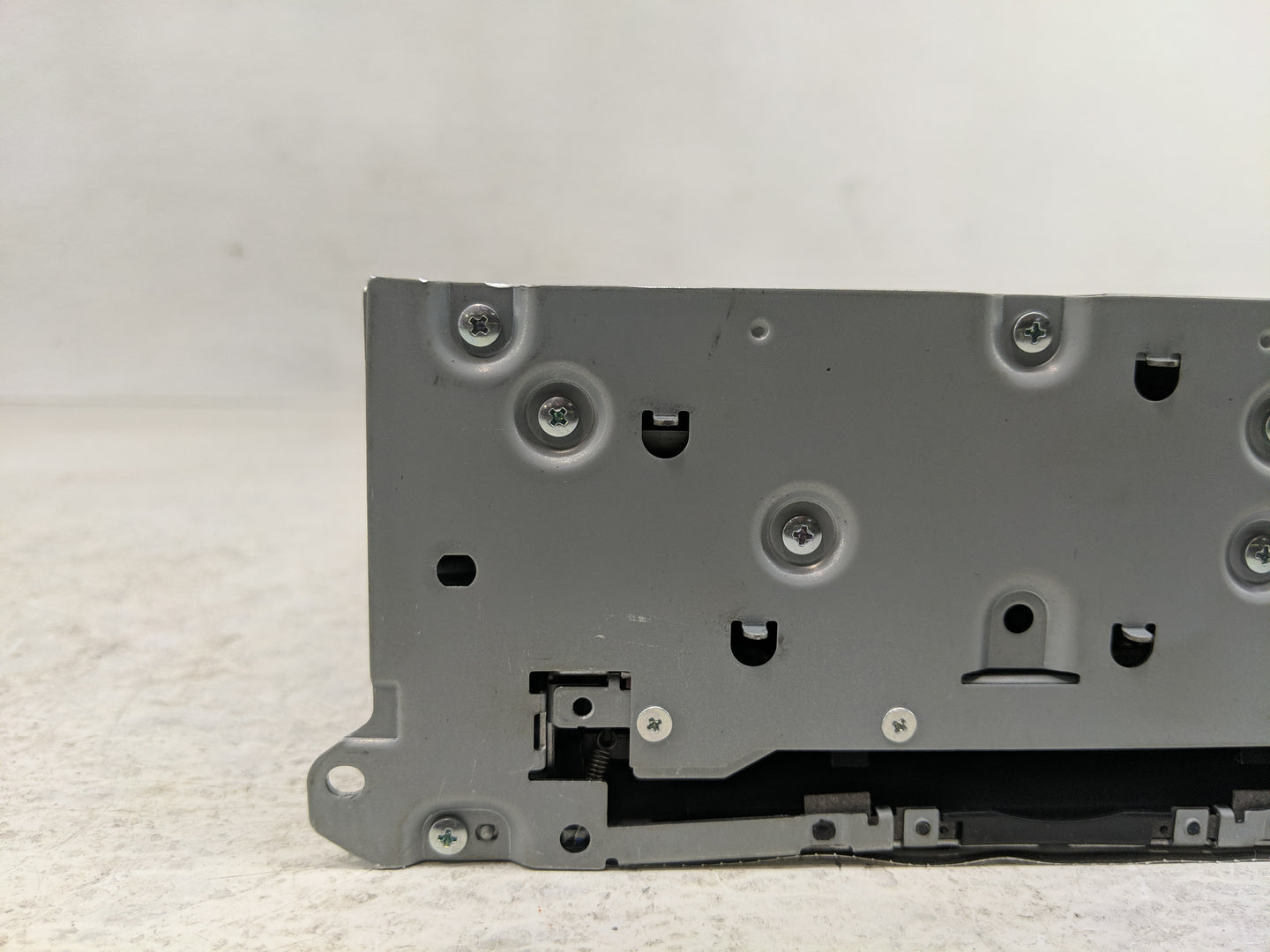 2018 Infiniti Q60 Radio AM FM Cd Player Receiver Replacement P/N:28330 4HB1C Fits OEM Used Auto Parts - Oemusedautoparts1.co