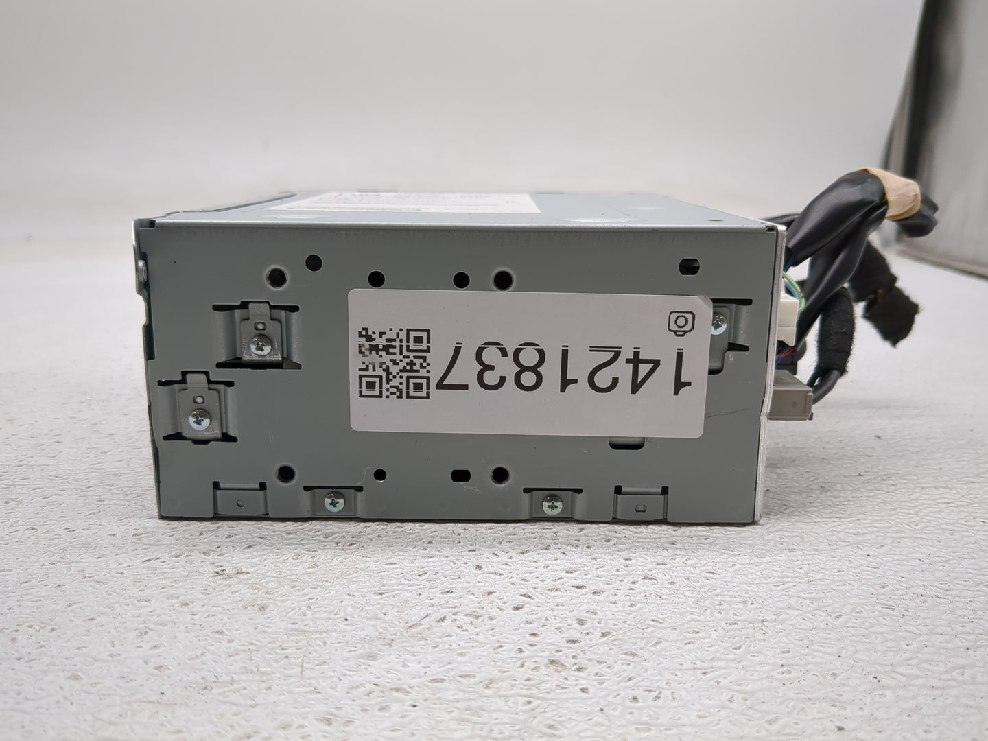 2017-2020 Infiniti Q60 Radio AM FM Cd Player Receiver Replacement P/N:28330 4HB1C Fits Fits 2015 2016 2017 2018 2019 2020 OE