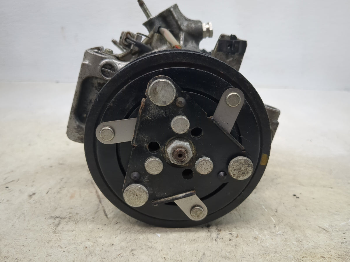 2017-2020 Infiniti Q60 Air Conditioning A/c Ac Compressor Oem 1510518 - Oemusedautoparts1.com