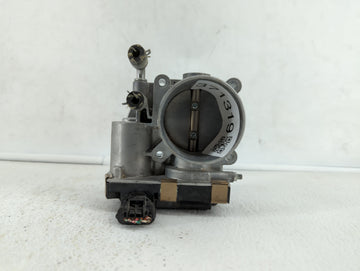 2017-2018 Infiniti Q60 Throttle Body P/N:RME60-52 Fits Fits 2016 2017 2018 OEM Used Auto Parts - Oemusedautoparts1.com