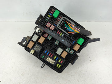 2017-2020 Infiniti Q60 Fusebox Fuse Box Panel Relay Module P/N:91941-4Z020 Fits Fits 2014 2015 2016 2017 2018 2019 2020 OEM Used Auto Parts