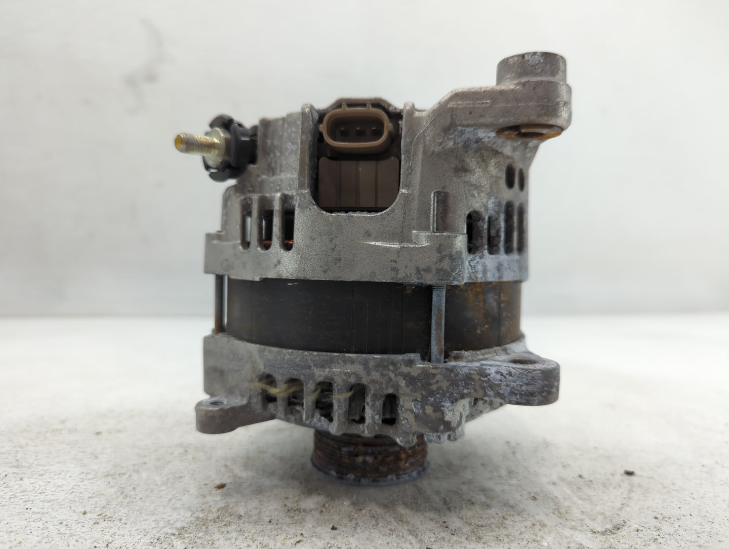 2017-2020 Infiniti Q60 Alternator Replacement Generator Charging Assembly Engine OEM P/N:23100 4HK1A Fits OEM Used Auto Part