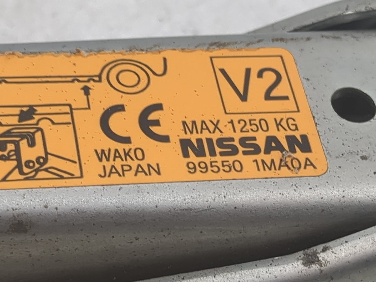 2018 Infiniti Q70 Spare Scissor Car Jack - Oemusedautoparts1.com
