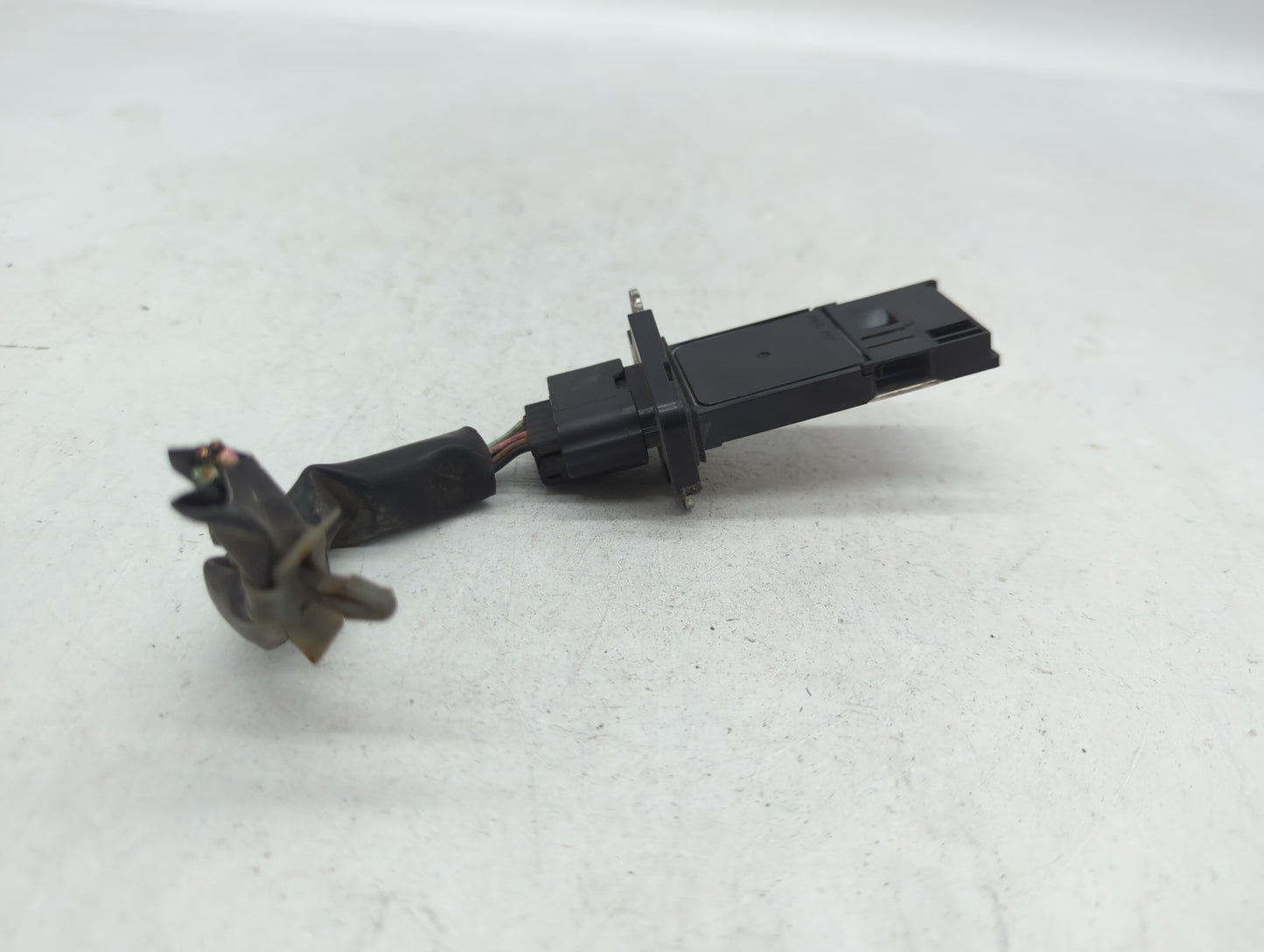 2014-2019 Infiniti Q70 Mass Air Flow Meter Maf - Oemusedautoparts1.com