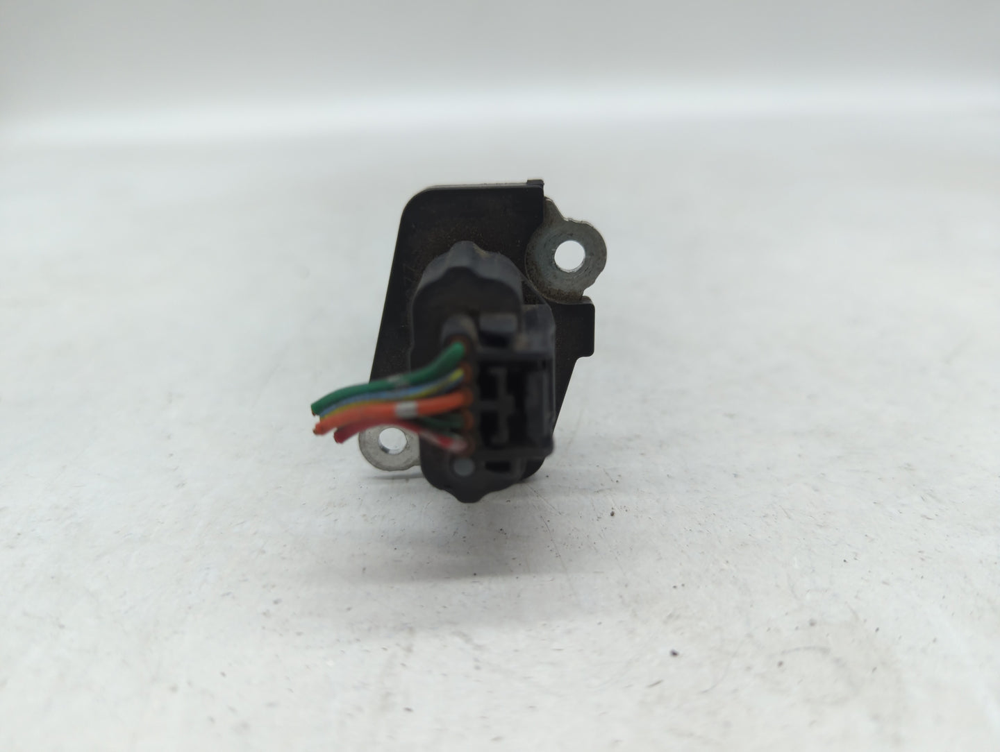 2014-2019 Infiniti Q70 Mass Air Flow Meter Maf - Oemusedautoparts1.com