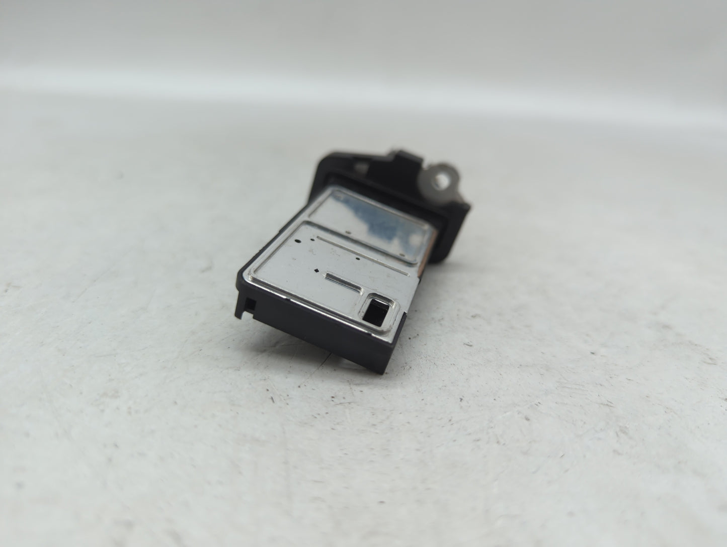 2014-2019 Infiniti Q70 Mass Air Flow Meter Maf - Oemusedautoparts1.com