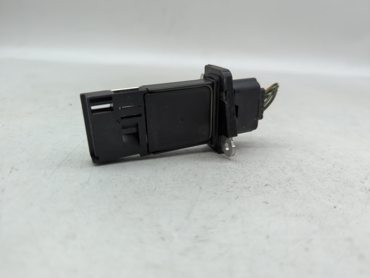 2014-2019 Infiniti Q70 Mass Air Flow Meter Maf - Oemusedautoparts1.com