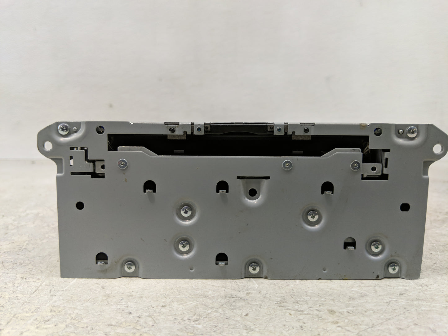 2017-2018 Infiniti Qx30 Radio Control Panel - Oemusedautoparts1.com