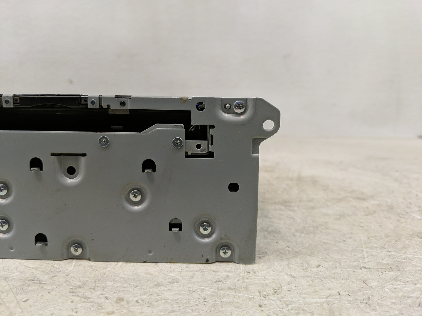 2017-2018 Infiniti Qx30 Radio Control Panel - Oemusedautoparts1.com