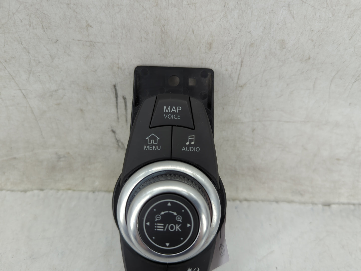 2017-2019 Infiniti Qx30 Radio AM FM Cd Player Receiver Replacement P/N:28395-5DA1B 21E0653 Fits Fits 2017 2018 2019 OEM Used