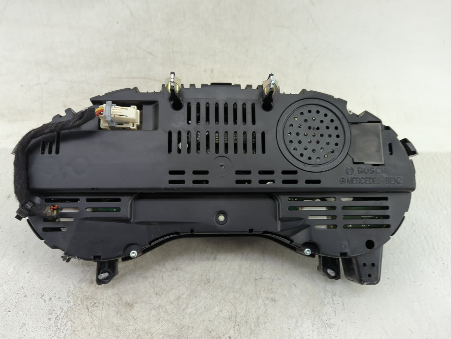 2017-2018 Infiniti Qx30 Instrument Cluster Speedometer Gauges Fits Fits 2017 2018 OEM Used Auto Parts - Oemusedautoparts1.co