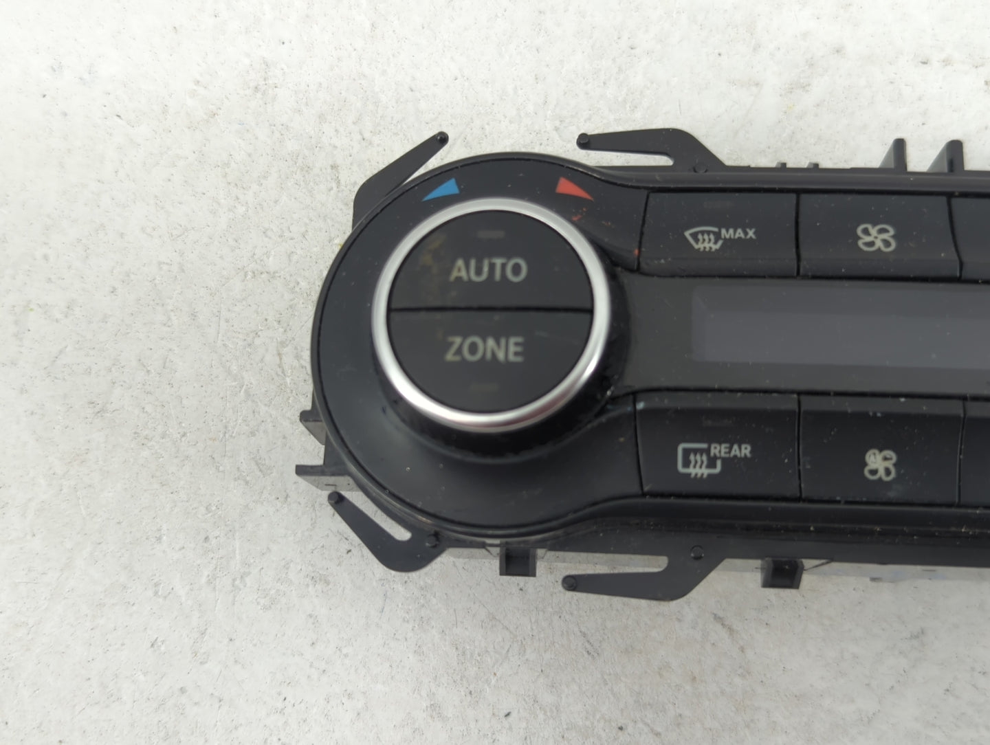2018-2019 Infiniti Qx30 Climate Control Module Temperature AC/Heater Replacement P/N:A0919008201 A0919011201 Fits Fits 2018 