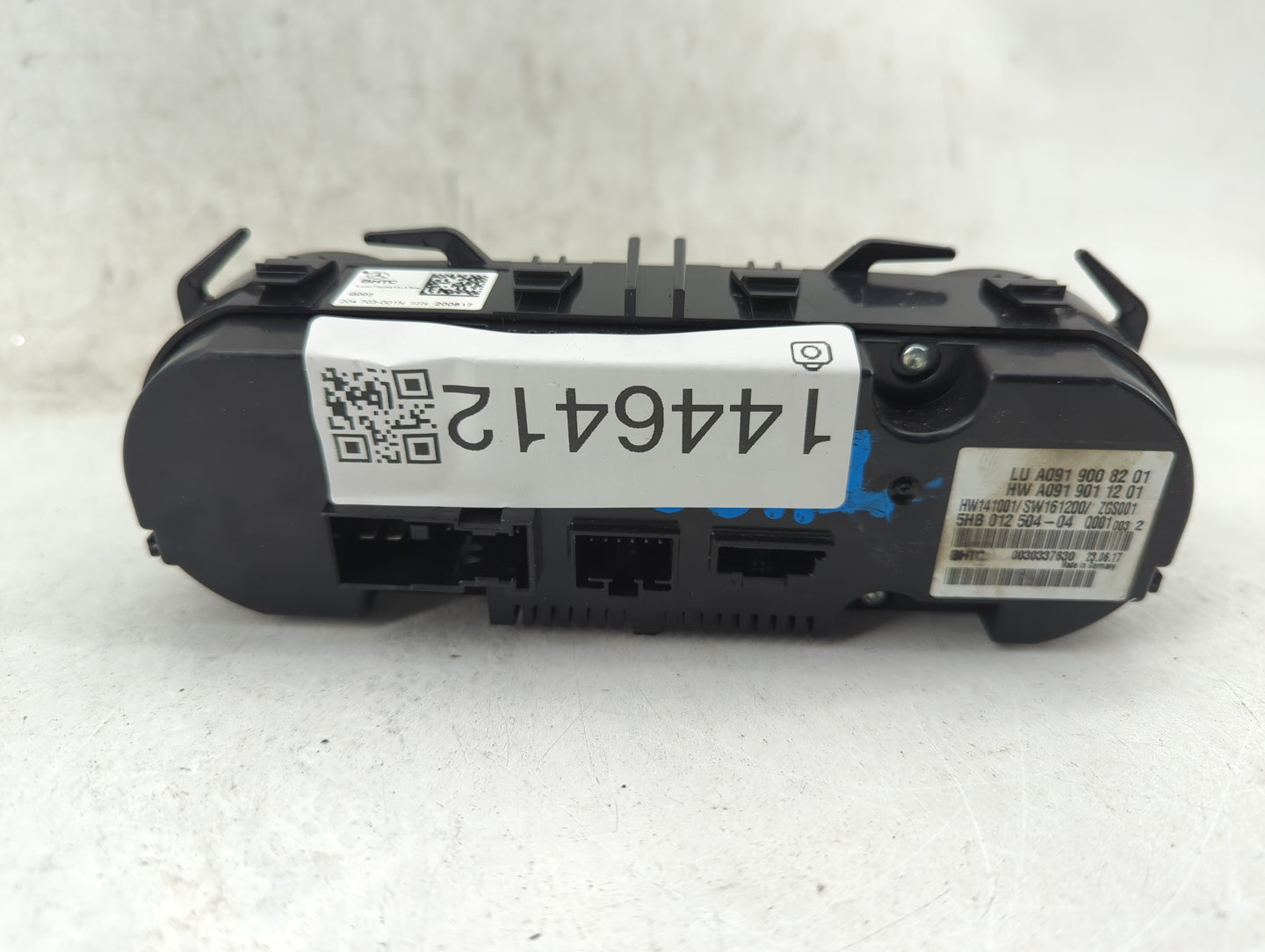 2018-2019 Infiniti Qx30 Climate Control Module Temperature AC/Heater Replacement P/N:A0919008201 A0919011201 Fits Fits 2018 