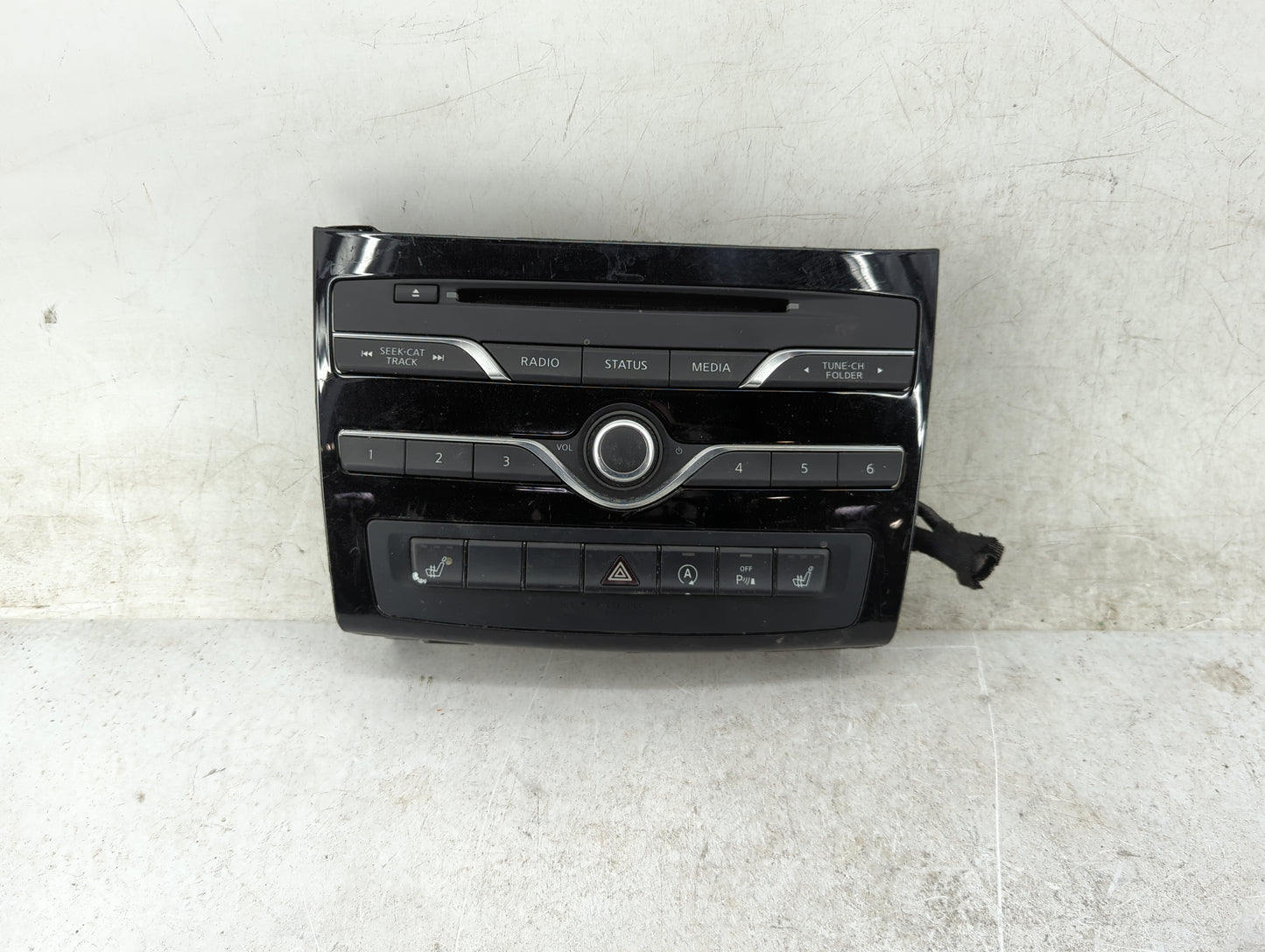 2017-2019 Infiniti Qx30 Radio Control Panel 1464468 - Oemusedautoparts1.com