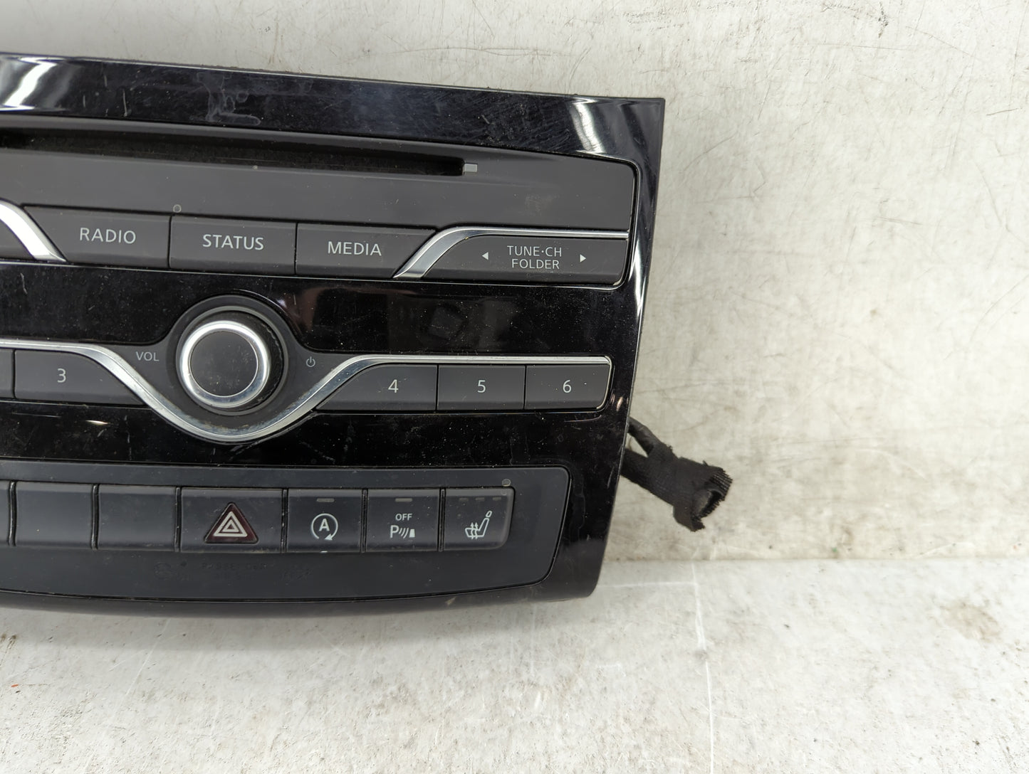 2017-2019 Infiniti Qx30 Radio Control Panel 1464468 - Oemusedautoparts1.com