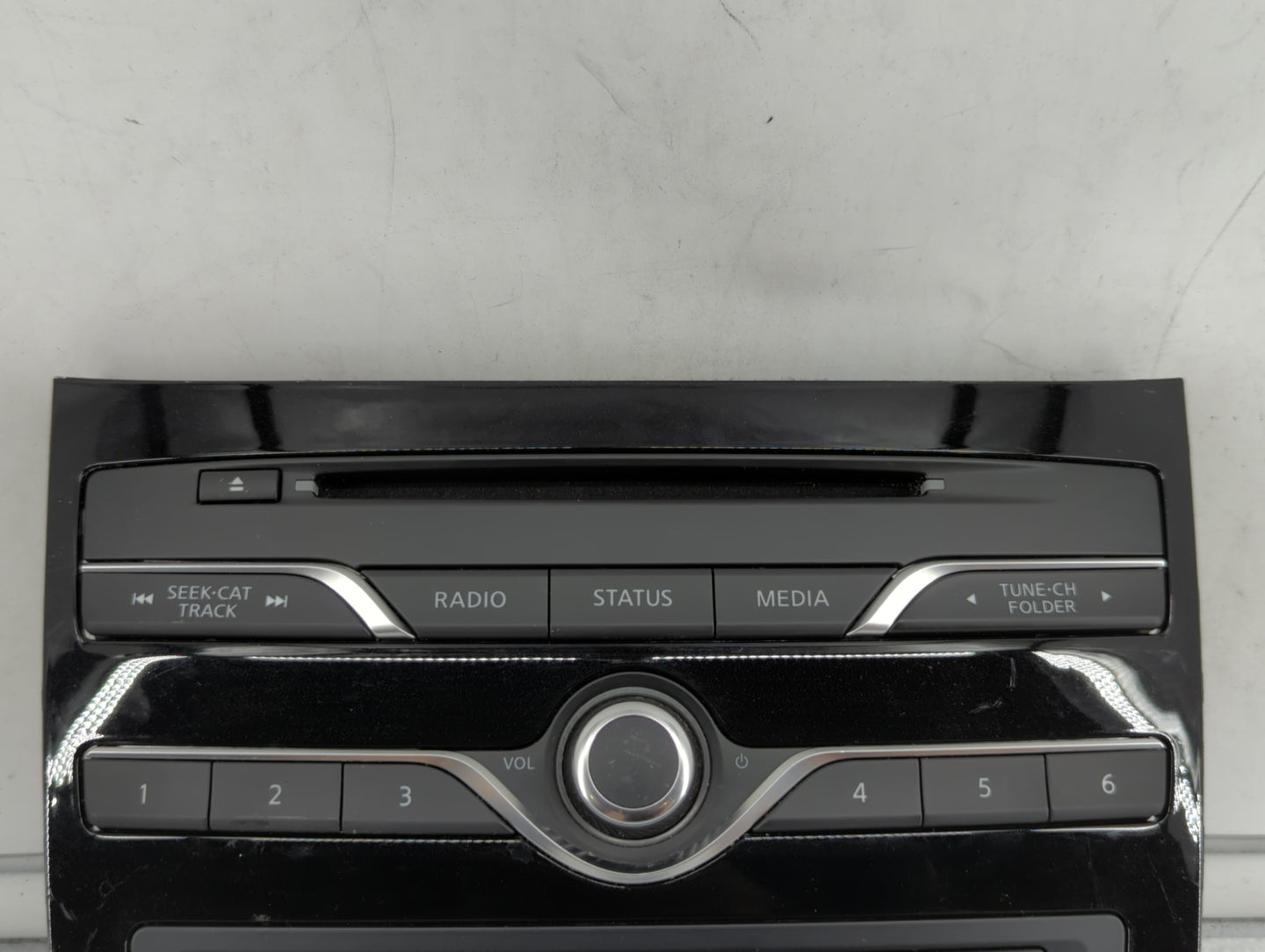 2018 Infiniti Qx30 Radio Control Panel - Oemusedautoparts1.com