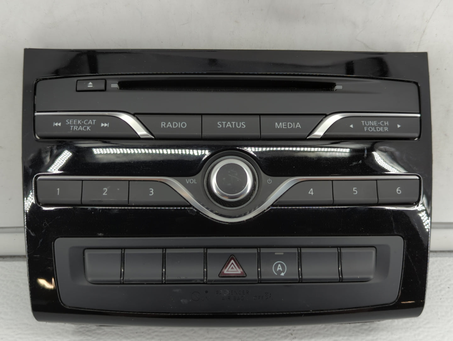 2018 Infiniti Qx30 Radio Control Panel - Oemusedautoparts1.com