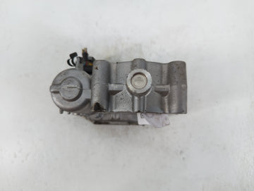 2017-2019 Infiniti Qx30 Throttle Body P/N:0 280 750 541 A 270 141 00 25 Fits Fits 2016 2017 2018 2019 OEM Used Auto Parts