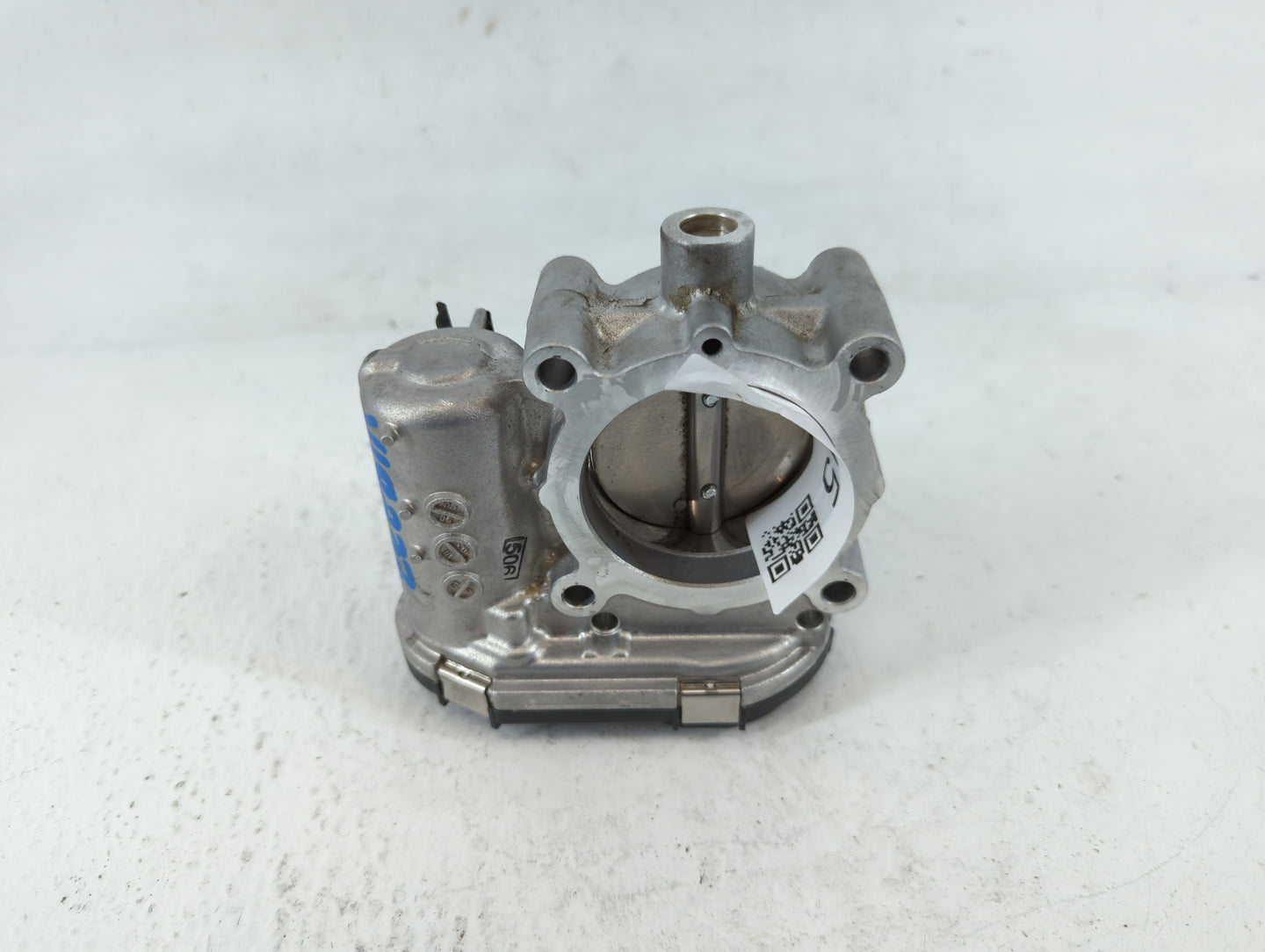 2017-2019 Infiniti Qx30 Throttle Body P/N:0 280 750 541 A 270 141 00 25 Fits Fits 2016 2017 2018 2019 OEM Used Auto Parts - 