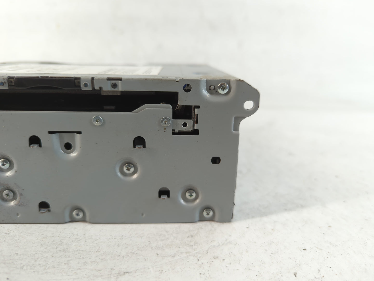 2017-2019 Infiniti Qx30 Am Fm Cd Player Radio Receiver - Oemusedautoparts1.com