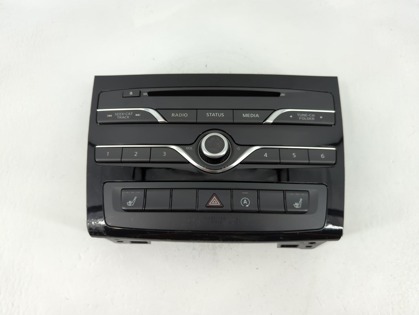 2017-2018 Infiniti Qx30 Radio AM FM Cd Player Receiver Replacement P/N:21E0601 Fits Fits 2017 2018 OEM Used Auto Parts - Oem