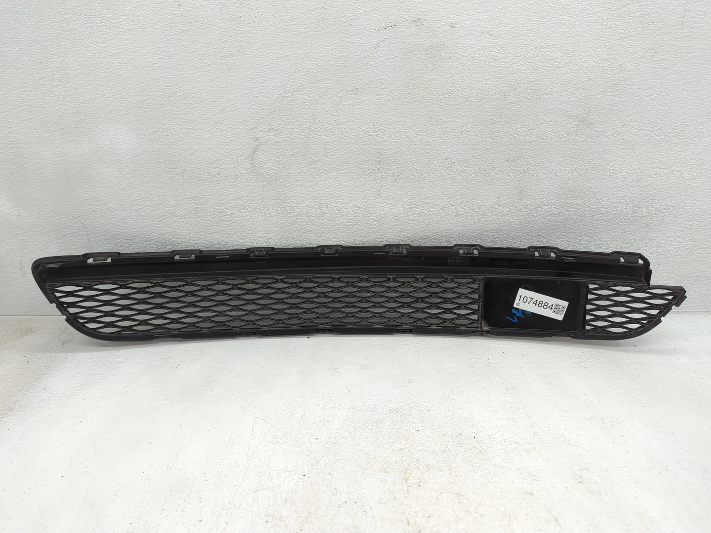 2016-2020 Infiniti Qx60 Front Grille Bumper Not Included - Oemusedautoparts1.com