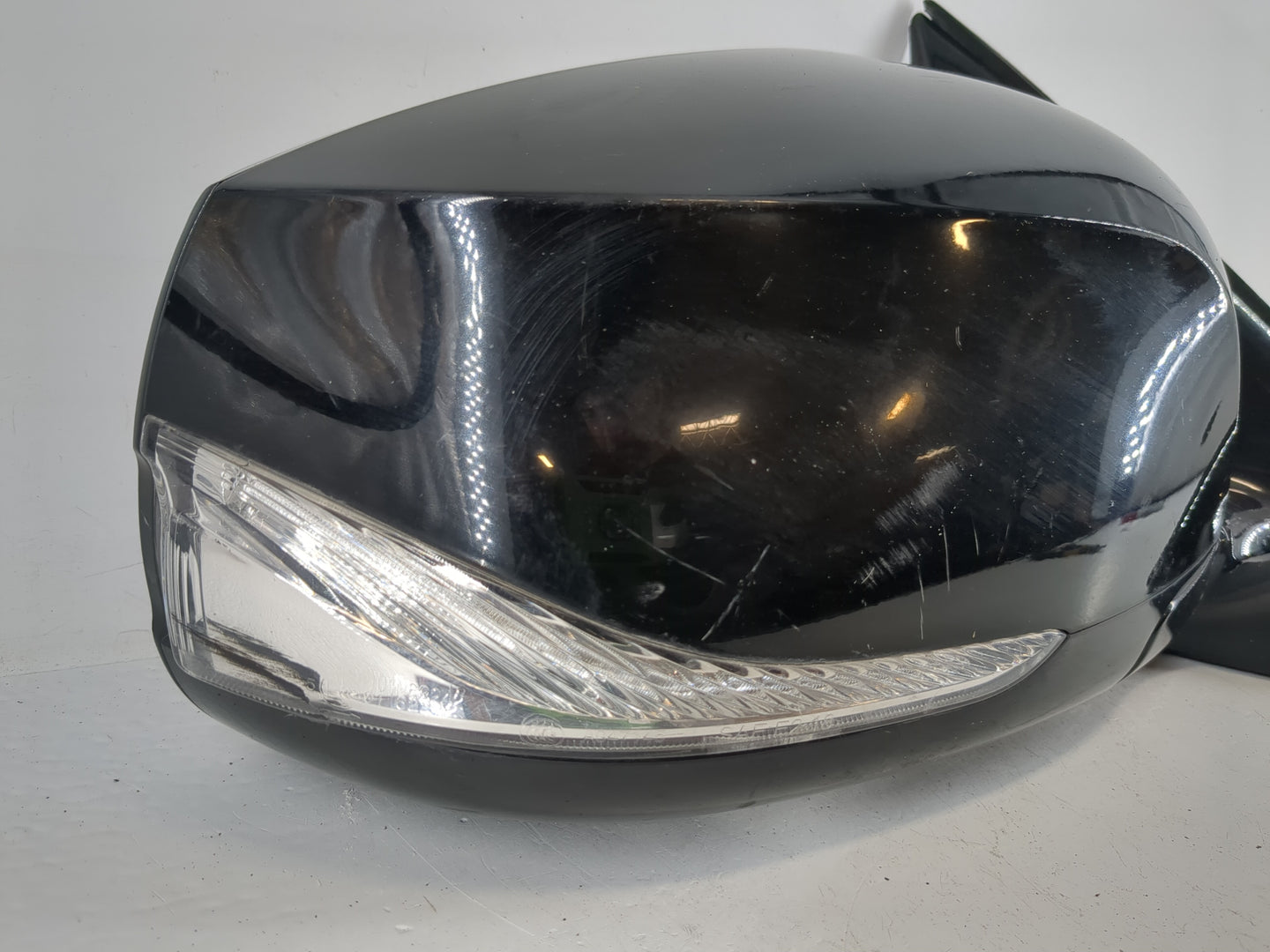 2017-2020 Infiniti Qx60 Passenger Side View Mirror - Right Door Mirror OEM Used - Oemusedautoparts1.com