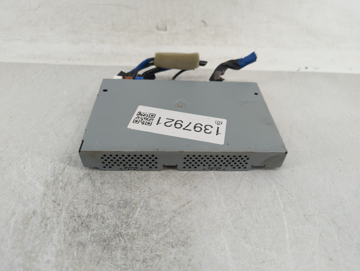 2018 Infiniti Qx60 Bluetooth Phone Communication Control Module Ccm Oem - Oemusedautoparts1.com