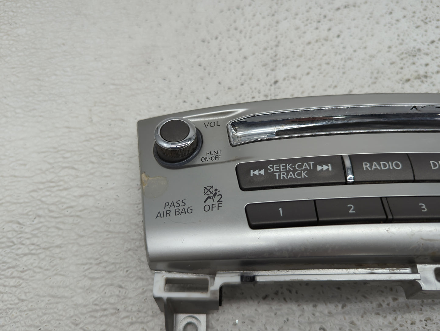 2017-2020 Infiniti Qx60 Radio Control Panel - Oemusedautoparts1.com