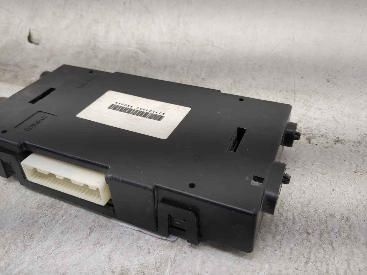 2018-2018 Infiniti Qx60 Body Control Module Bcm Inner Cabin Fuse Box - Oemusedautoparts1.com