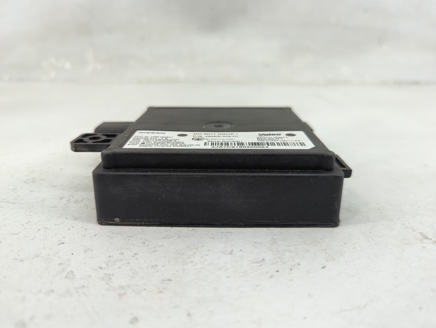 2018-2020 Infiniti Qx60 Chassis Control Module Ccm Bcm Body Control 1460455 - Oemusedautoparts1.com