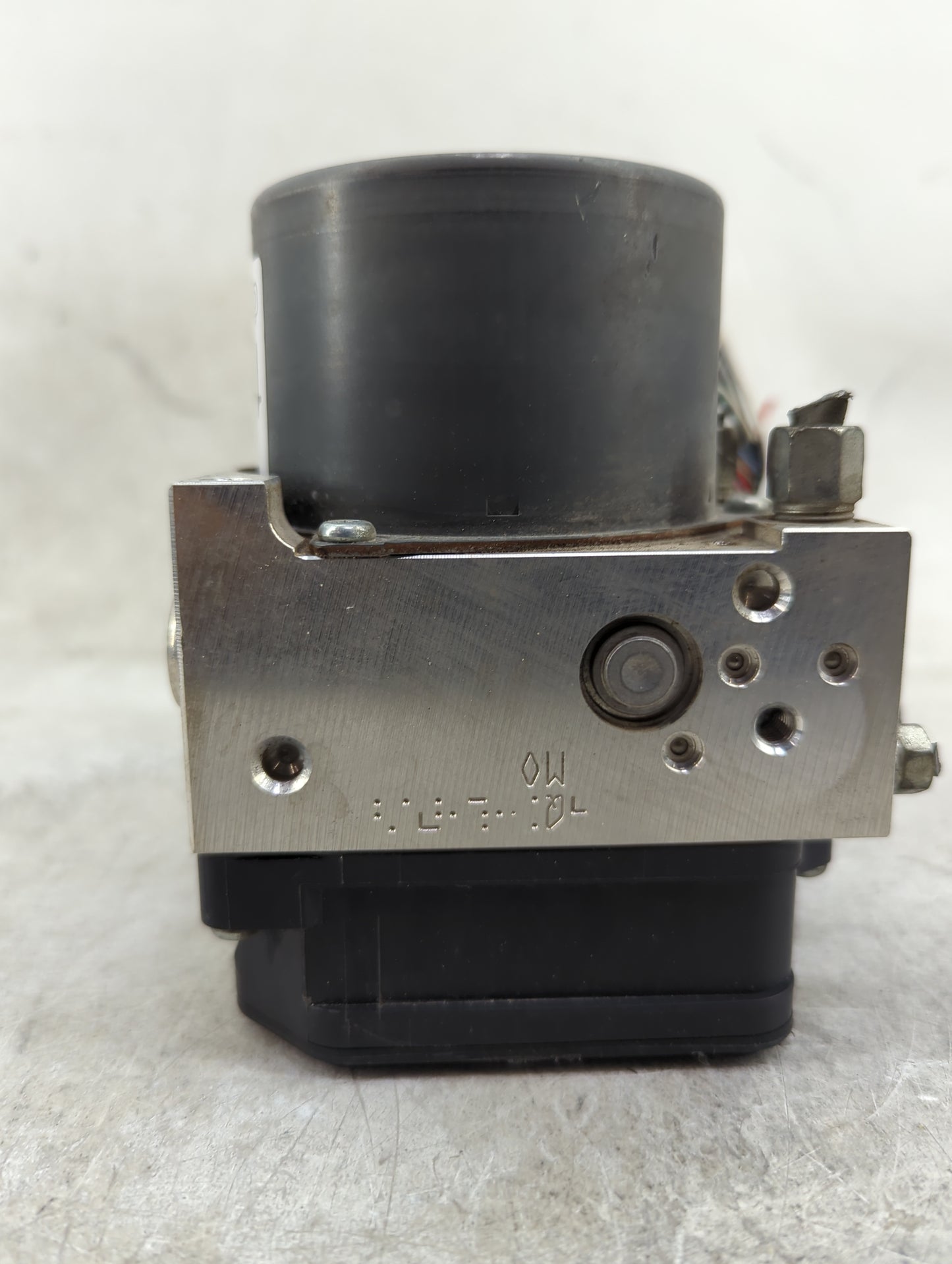 2018 Infiniti Qx60 ABS Pump Control Module Replacement P/N:116030-51090 Fits OEM Used Auto Parts - Oemusedautoparts1.com