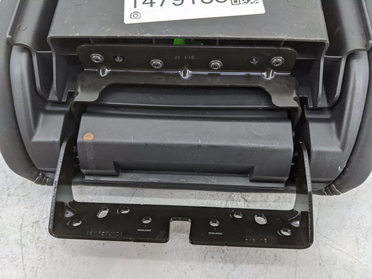 2016-2020 Infiniti Qx60 Center Console Armrest Cover Lid P/N:96920 9NF2A Fits Fits 2016 2017 2018 2019 2020 OEM Used Auto Pa