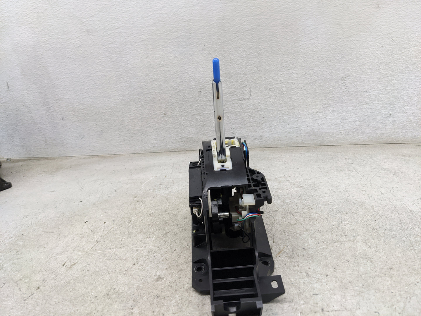 2018 Infiniti Qx60 Floor Console Assembly Shifter 1480407 - Oemusedautoparts1.com