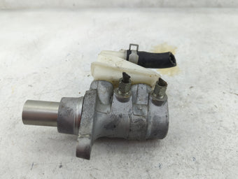 compare product 2014-2020 Infiniti Qx60 Brake Master Cylinder 1498913